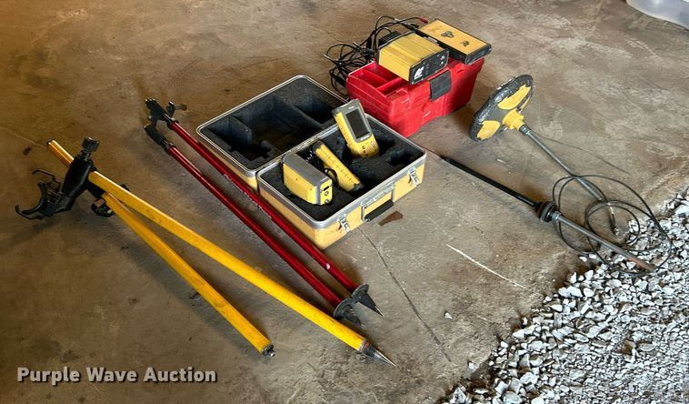 image for item EK8285 TopCon GPS