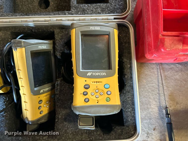 image for item EK8285 TopCon GPS