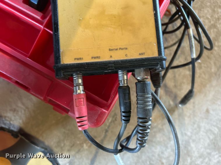 image for item EK8285 TopCon GPS