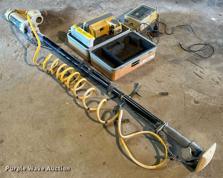 image for item EK8287 TopCon System 5 3D machine control