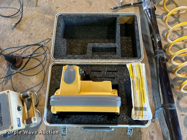 image for item EK8287 TopCon System 5 3D machine control