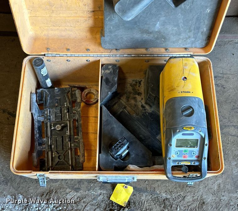 image for item EK8291 Trimble DG511 pipe laser