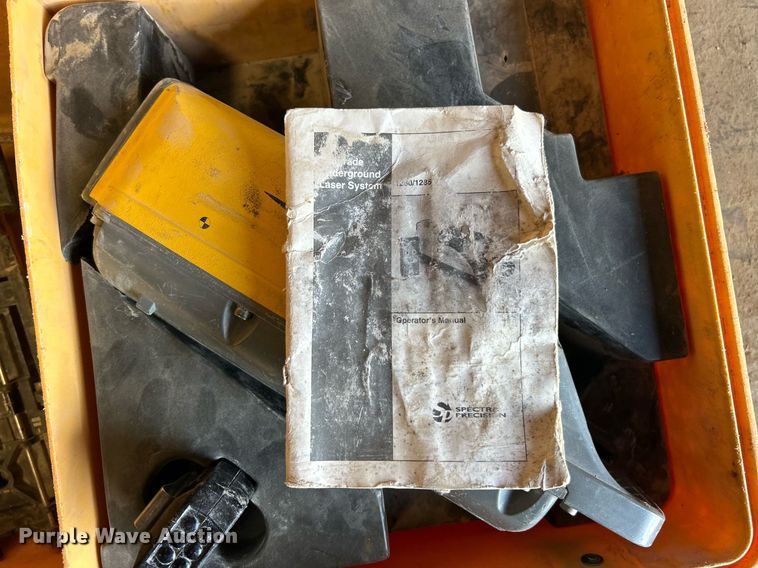 image for item EK8291 Trimble DG511 pipe laser