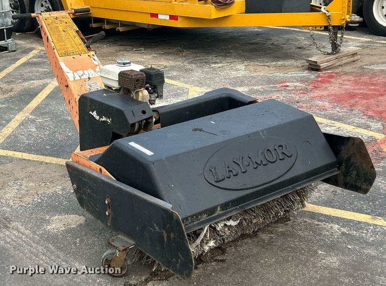 image for item EK8312 Lay-Mor 2A broom