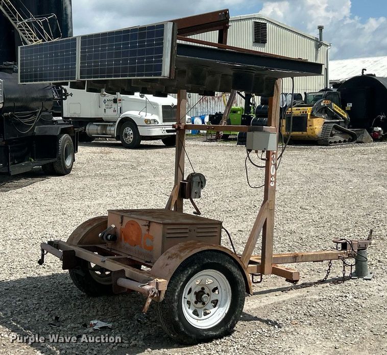 image for item EK8317 Wanco arrow board trailer