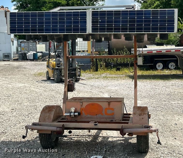 image for item EK8317 Wanco arrow board trailer