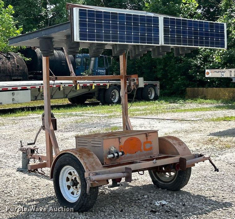 image for item EK8317 Wanco arrow board trailer