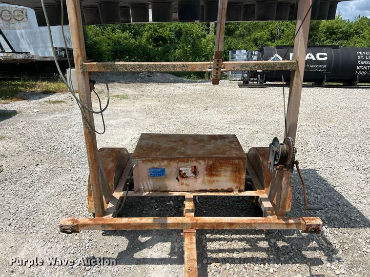 image for item EK8317 Wanco arrow board trailer