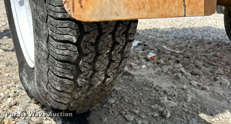 image for item EK8317 Wanco arrow board trailer