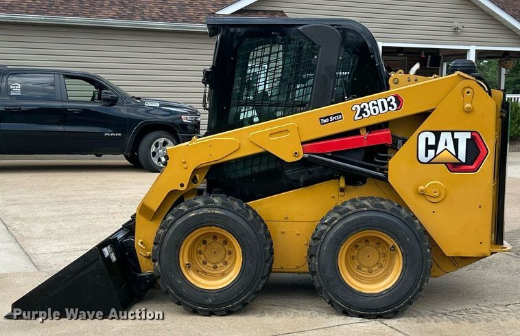 image for item EK8319 2020 Caterpillar 236D3 skid steer loader