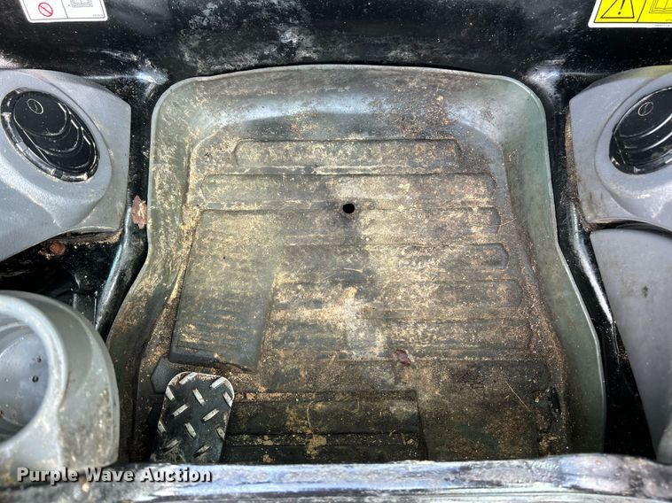 image for item EK8319 2020 Caterpillar 236D3 skid steer loader