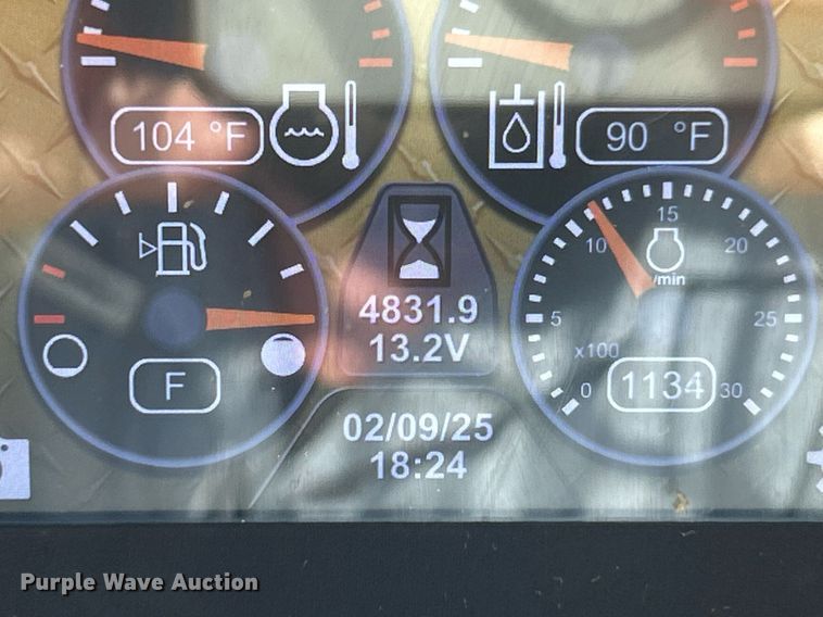 image for item EK8319 2020 Caterpillar 236D3 skid steer loader