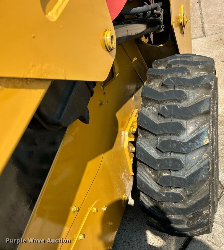 image for item EK8319 2020 Caterpillar 236D3 skid steer loader