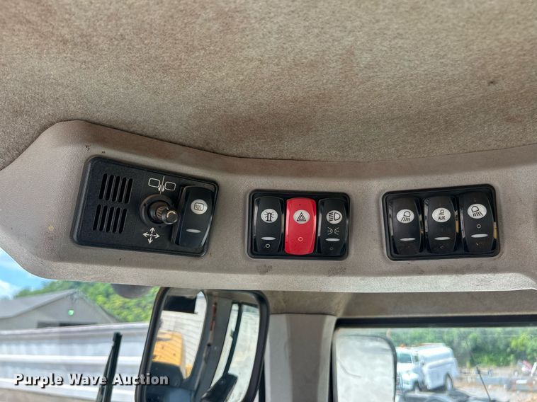 image for item EK8320 2014 Caterpiller 938K wheel loader