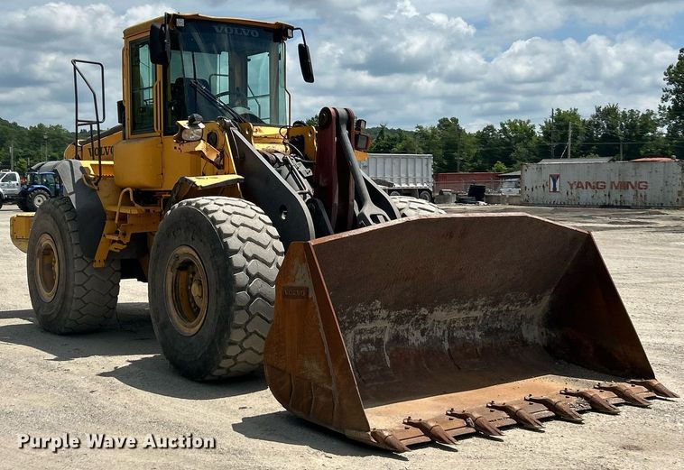 image for item EK8321 2006 Volvo L110E wheel loader
