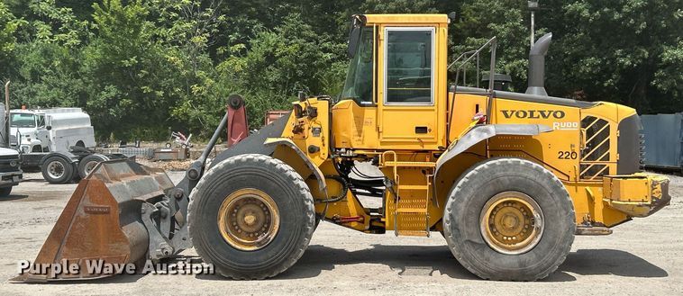 image for item EK8321 2006 Volvo L110E wheel loader