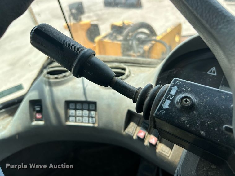 image for item EK8321 2006 Volvo L110E wheel loader