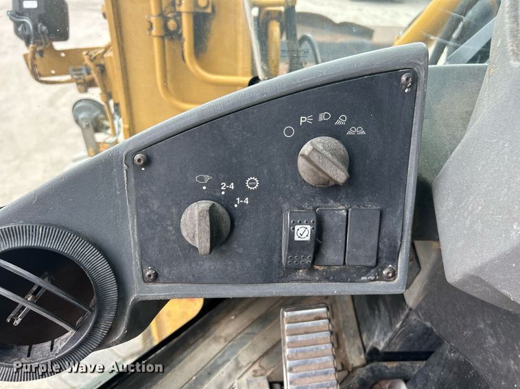 image for item EK8322 2006 Caterpillar IT38G Series II wheel loader