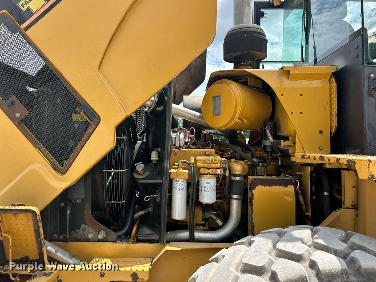 image for item EK8322 2006 Caterpillar IT38G Series II wheel loader