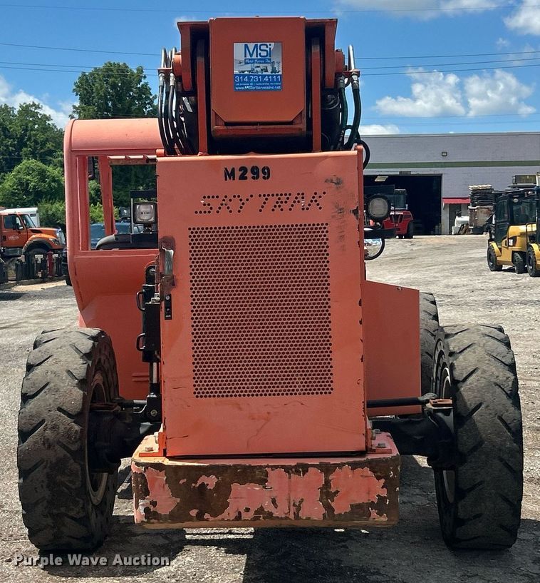 image for item EK8332 2010 JLG 8042 telehandler
