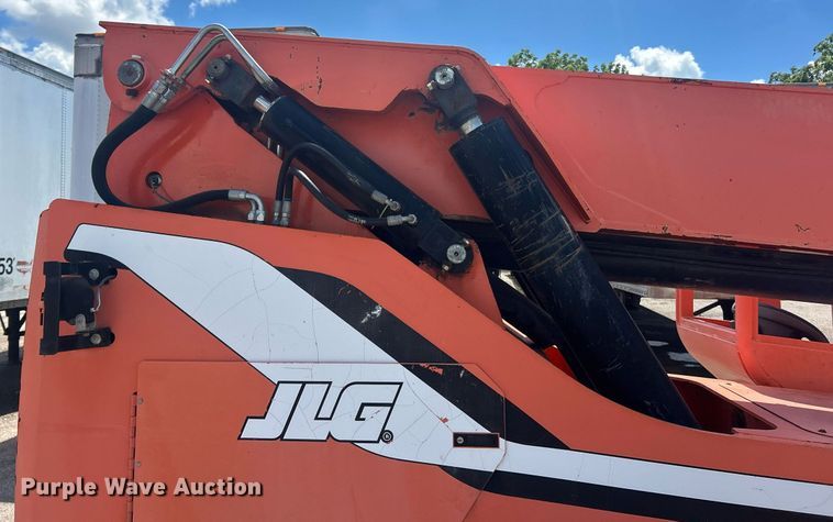 image for item EK8332 2010 JLG 8042 telehandler