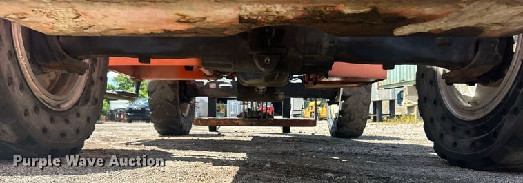 image for item EK8332 2010 JLG 8042 telehandler