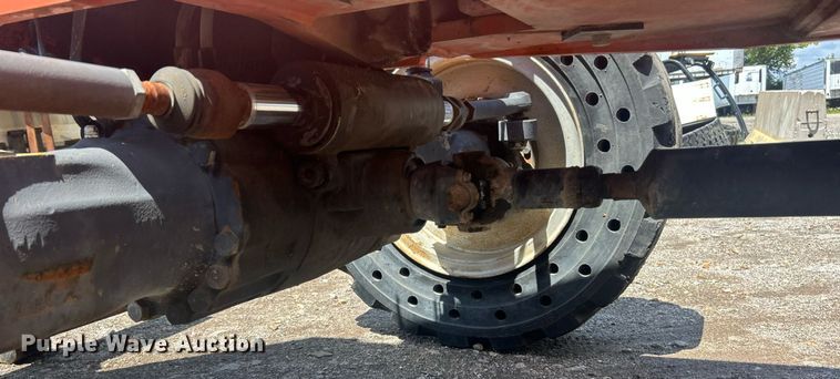 image for item EK8332 2010 JLG 8042 telehandler