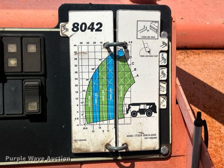 image for item EK8332 2010 JLG 8042 telehandler