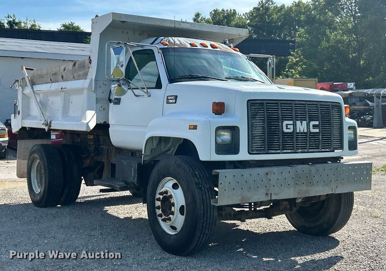 image for item EK8335 2000 GMC C7500 dump truck