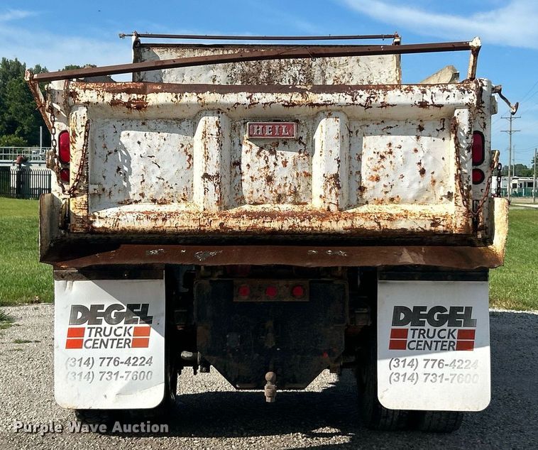 image for item EK8335 2000 GMC C7500 dump truck