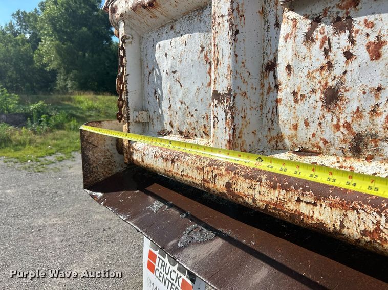 image for item EK8335 2000 GMC C7500 dump truck