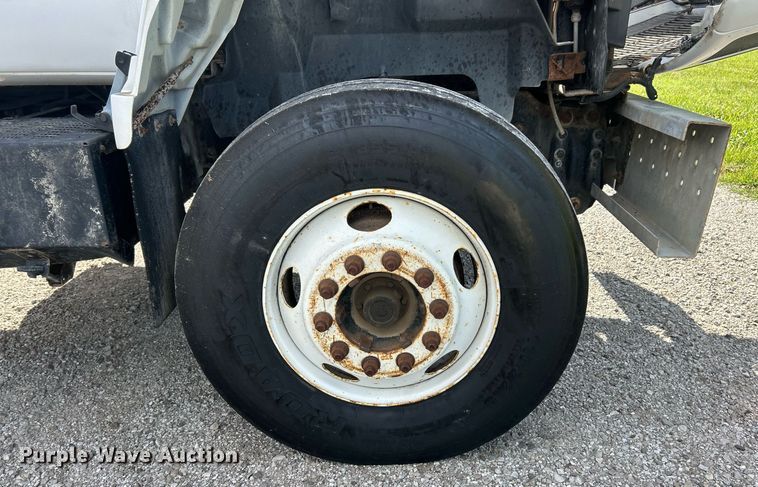 image for item EK8335 2000 GMC C7500 dump truck