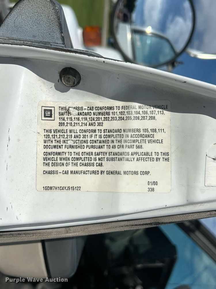 image for item EK8335 2000 GMC C7500 dump truck