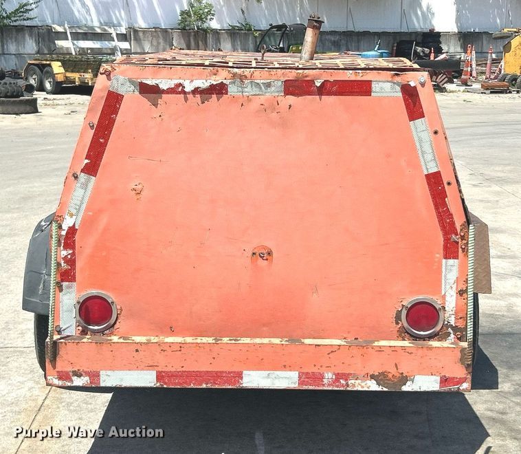 image for item EK8337 1998 CompAir LeRoi RQ185DJE air compressor