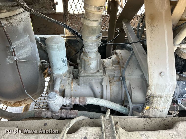 image for item EK8337 1998 CompAir LeRoi RQ185DJE air compressor