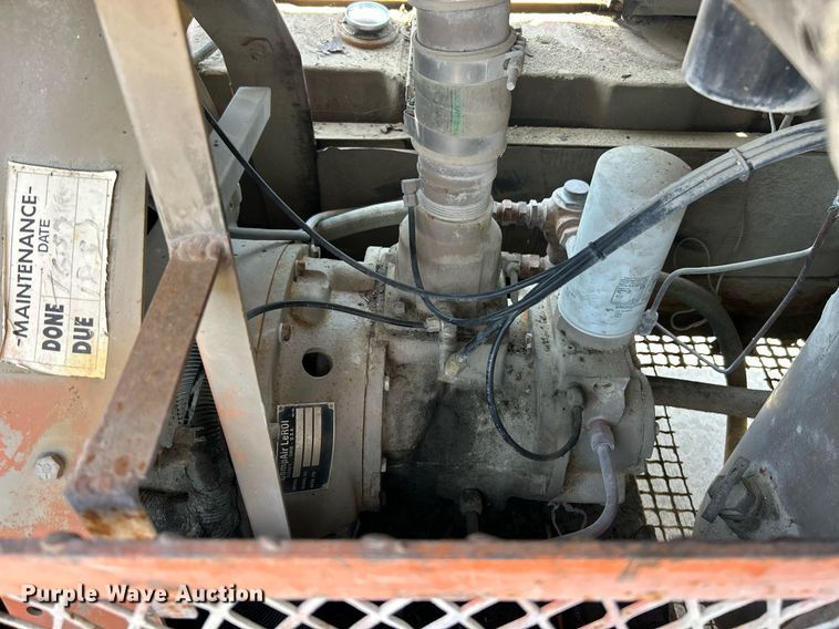 image for item EK8337 1998 CompAir LeRoi RQ185DJE air compressor