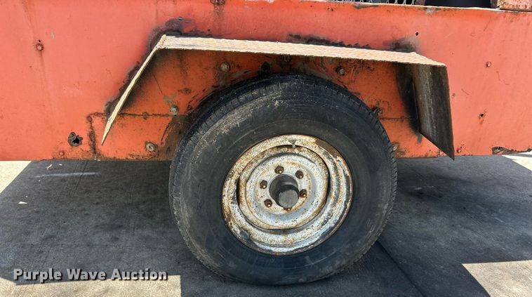 image for item EK8337 1998 CompAir LeRoi RQ185DJE air compressor