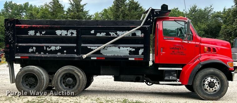image for item EK8349 1998 Ford LT8501 dump truck