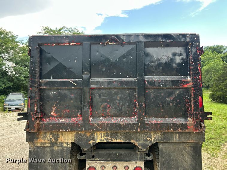 image for item EK8349 1998 Ford LT8501 dump truck