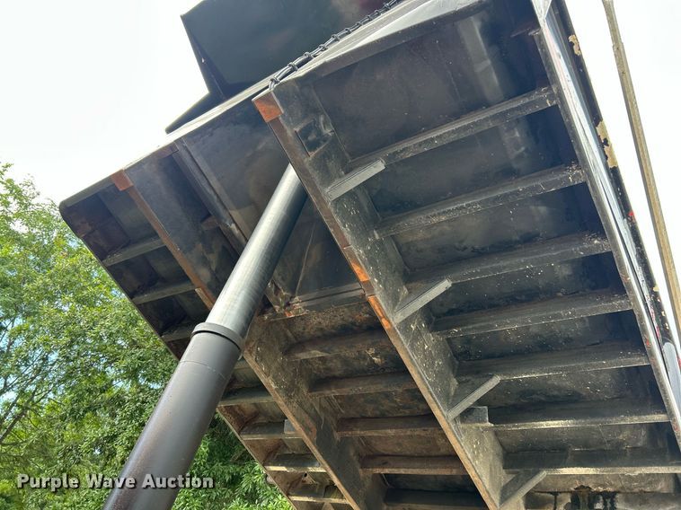 image for item EK8349 1998 Ford LT8501 dump truck