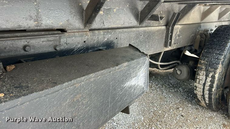 image for item EK8349 1998 Ford LT8501 dump truck