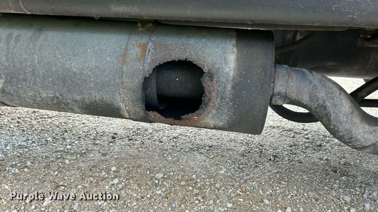 image for item EK8349 1998 Ford LT8501 dump truck