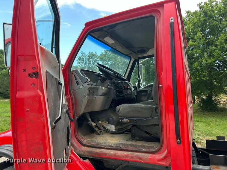 image for item EK8349 1998 Ford LT8501 dump truck