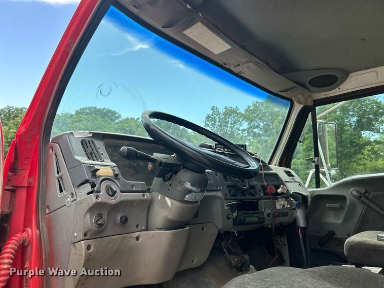 image for item EK8349 1998 Ford LT8501 dump truck