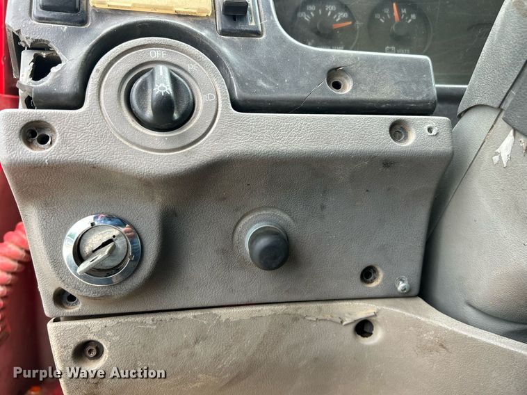 image for item EK8349 1998 Ford LT8501 dump truck