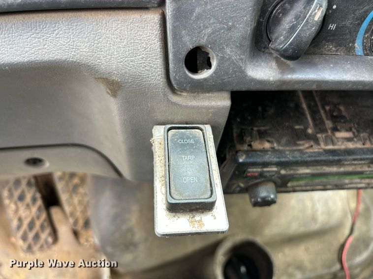 image for item EK8349 1998 Ford LT8501 dump truck