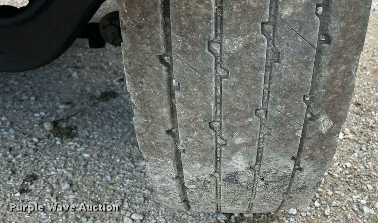 image for item EK8349 1998 Ford LT8501 dump truck