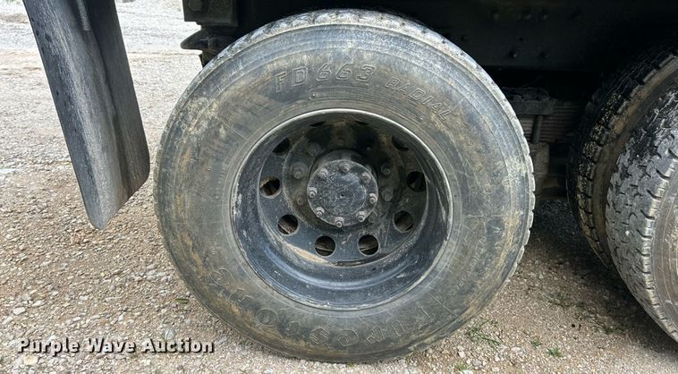 image for item EK8349 1998 Ford LT8501 dump truck