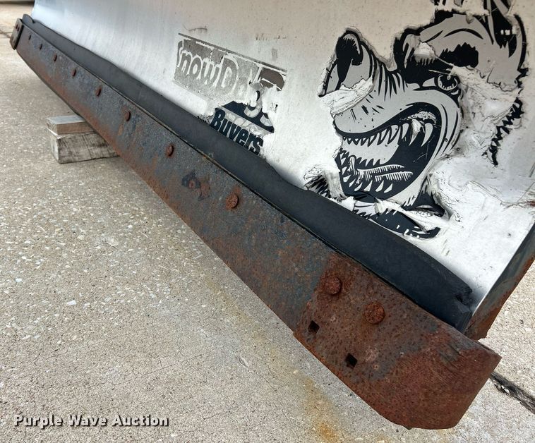 image for item EK8352 2005 International 4300 spreader truck