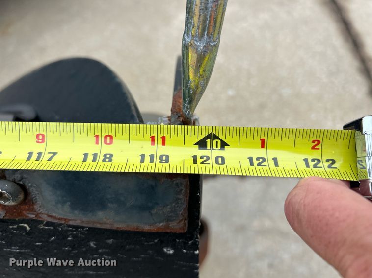 image for item EK8352 2005 International 4300 spreader truck